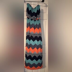 Trixxi Women's Juniors Maxi Sundress Chevron Beach Style, Size M